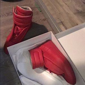 Mason Margiela (22) size 12/45